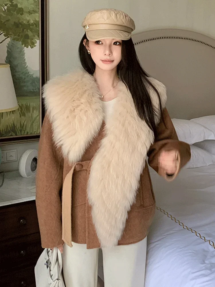 

2025.Women New Fashion Winter Wool Cashmere Blended Coat Real Fox Fur Collar Casual Luxury Jacket Outwear