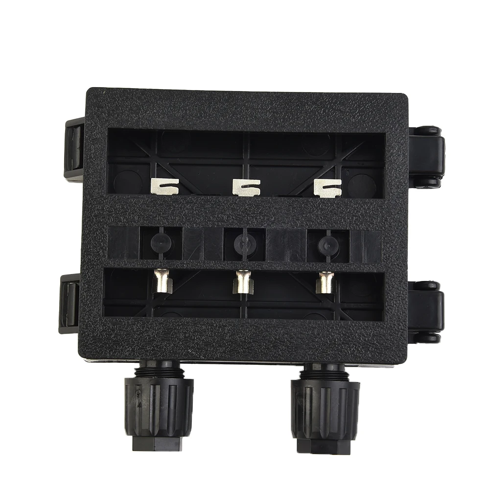 

Black DC 1000V IP65 6.5A Junction Box Electrical Testing TOOL Junction Box Panel 50W-120W 6A Cable Connector Kit