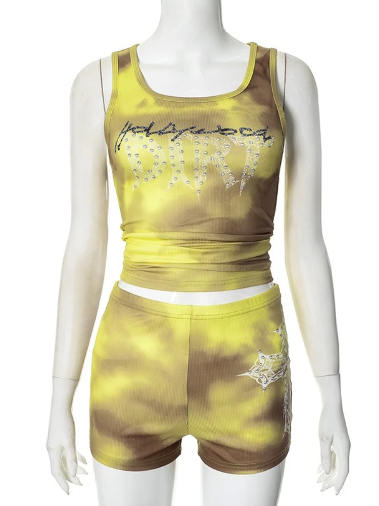 Foamlina Y2K Dye-tie Stampa Set da 2 pezzi 2026 Nuove donne di estate Moda senza maniche Lettere Crop Canotta e pantaloncini coordinati Abiti