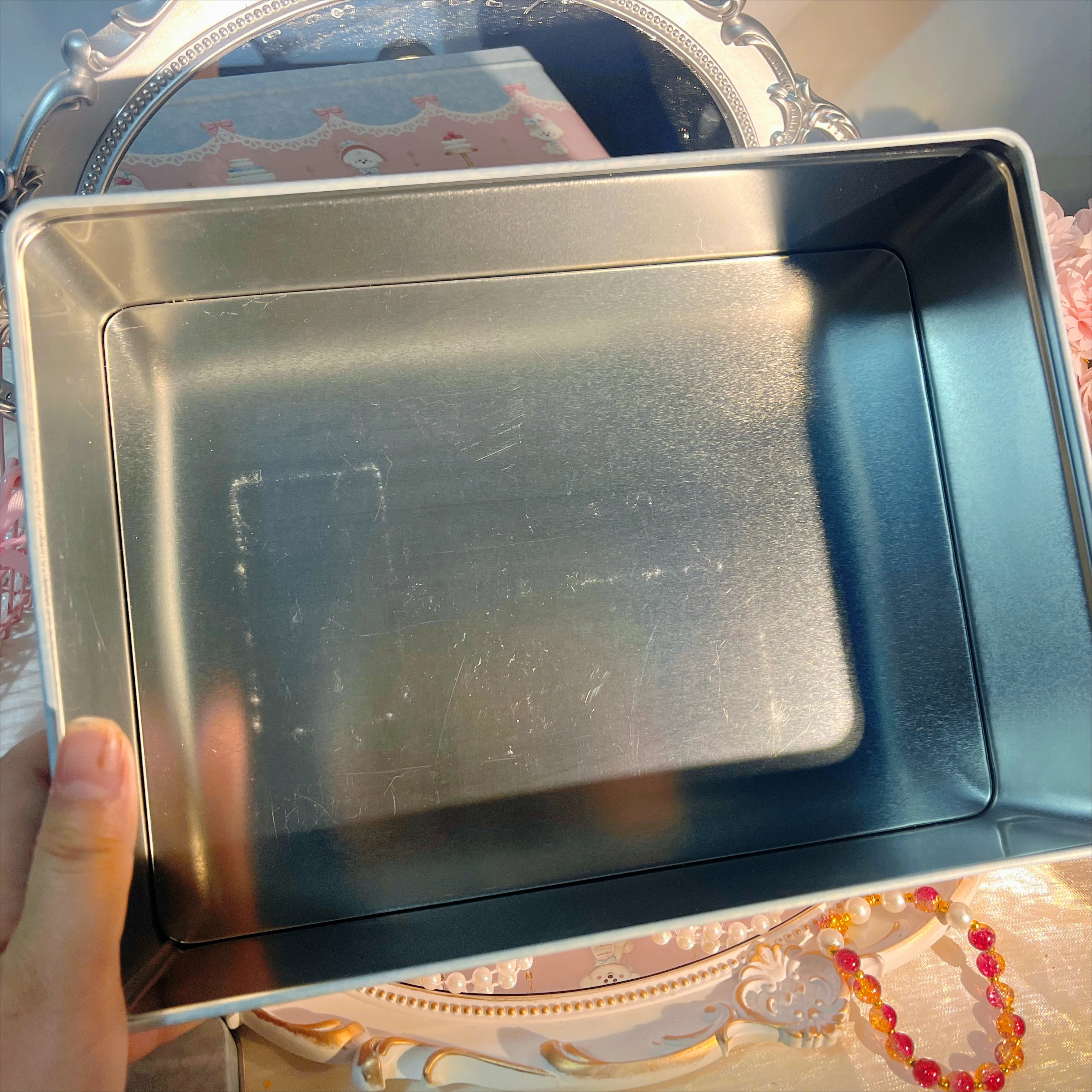 Flowers Knows Boutique Limited Edition Tin Box Packaging Makeup Box Blue Color  Biscuit Cosmetics Box