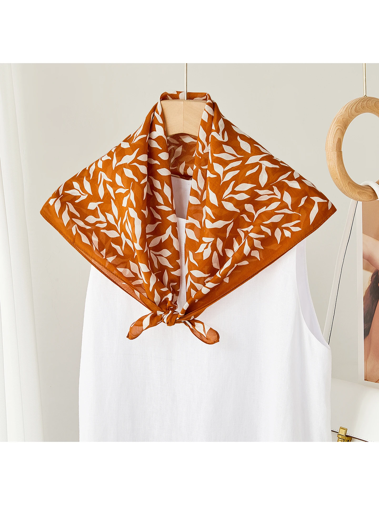 韓国スタイルのファッションプリントスカーフ-65-センチメートルサイズショルダーラップ写真撮影装飾シルクスカーフ女性の上着ソフトで快適な