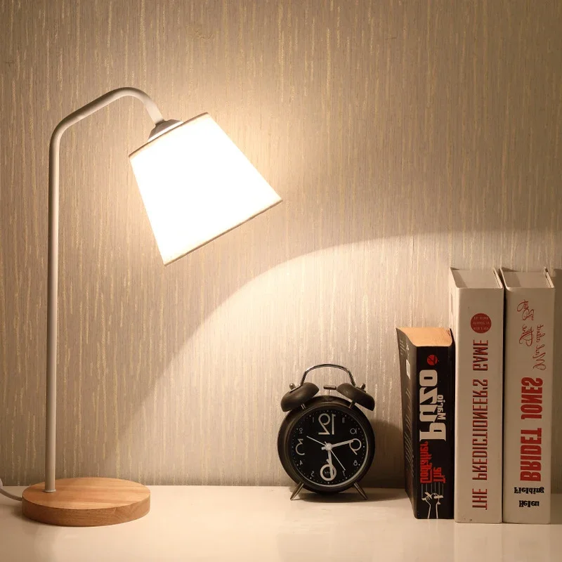 Lámparas de escritorio modernas simples, luz de mesa decorativa Retro, ahorro de energía, lámparas de noche LED creativas, dormitorio de estudio, mesita de noche, sala de estar