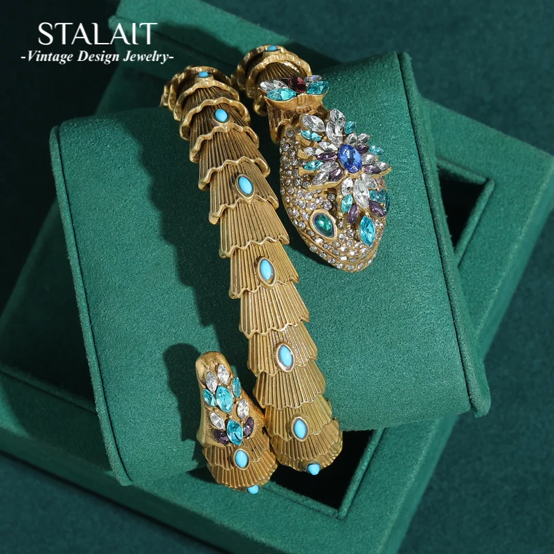 

Vintage Heavy Snake Bracelet Gold Color Antique Crystal Natural Stone Luxury For Woman Jewelry Designers Party Wedding Gift