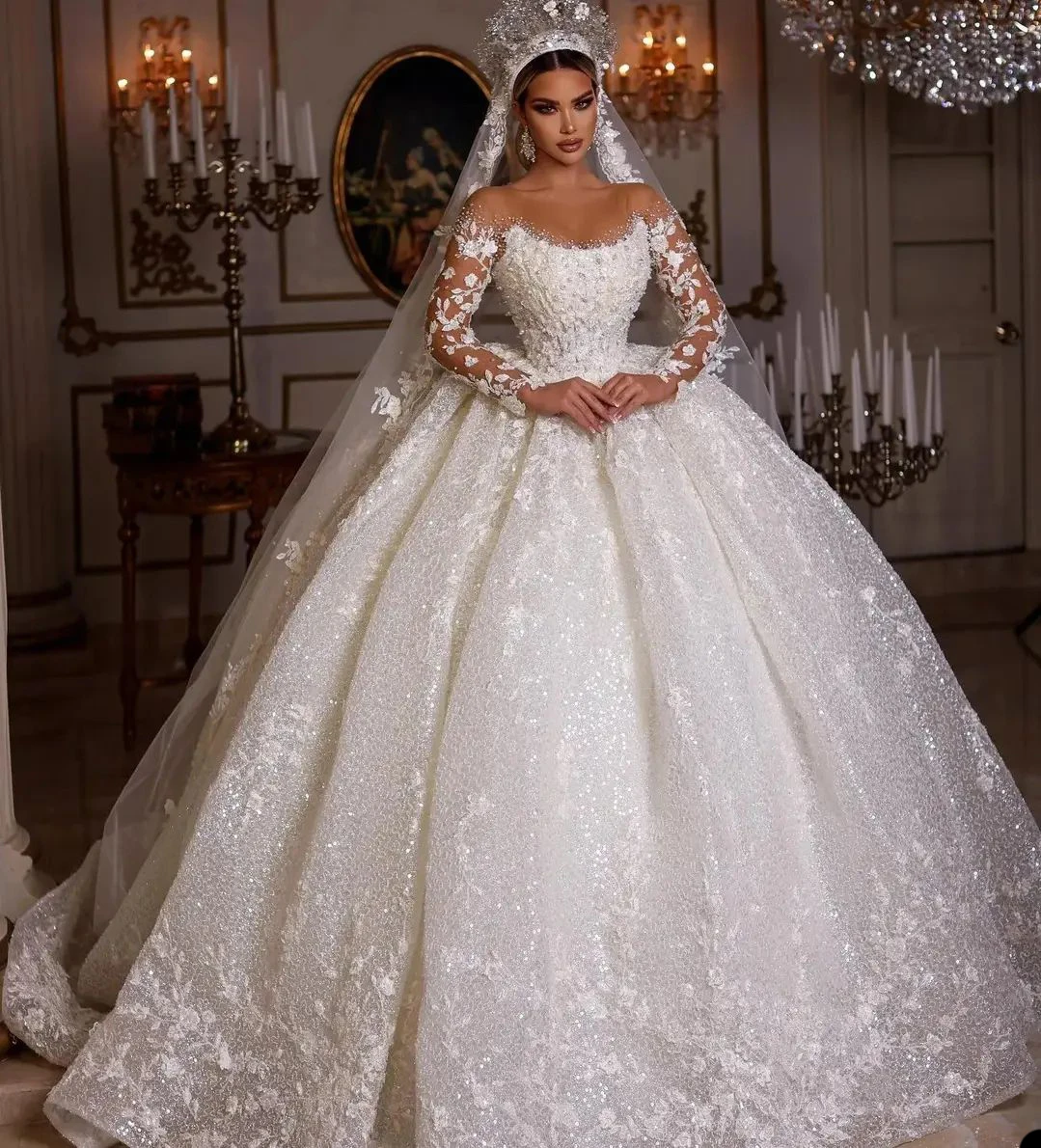 customized Luxury Wedding Dresses Long Sleeves Sequins Beads Sheer Neck Appliques Glitter Tulle Bride Gowns Vestido de Noiva