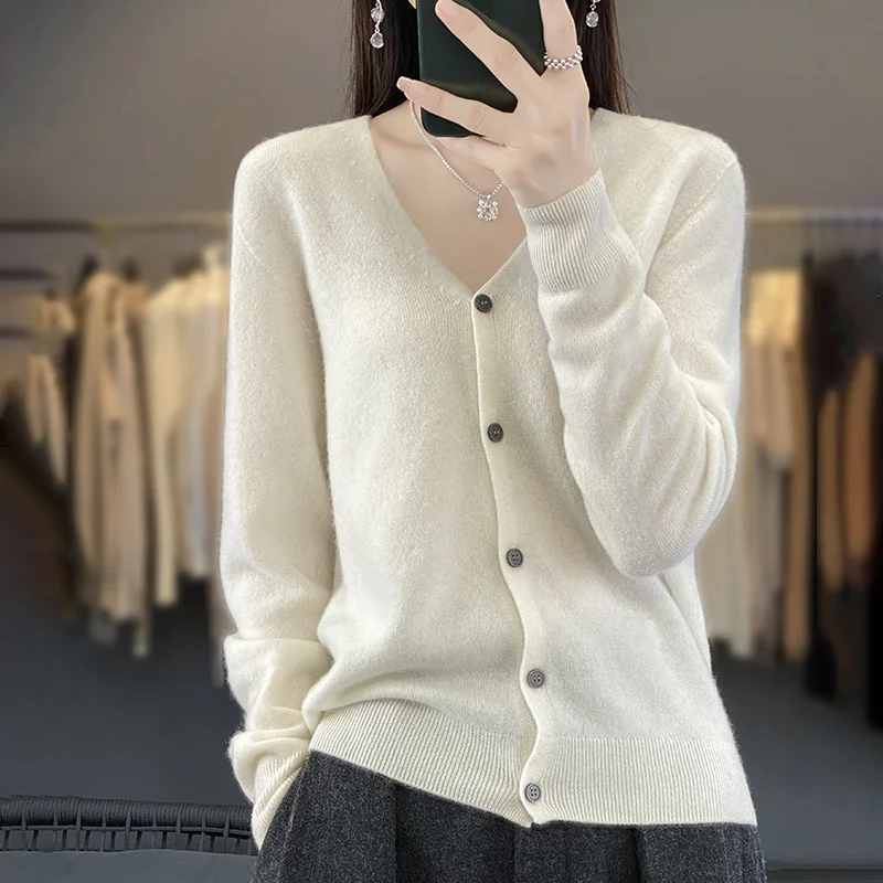 2024 autumn and winter new 100% pure wool loose plus size V-neck women's solid color long-sleeved fashion knitted cardigan sweat