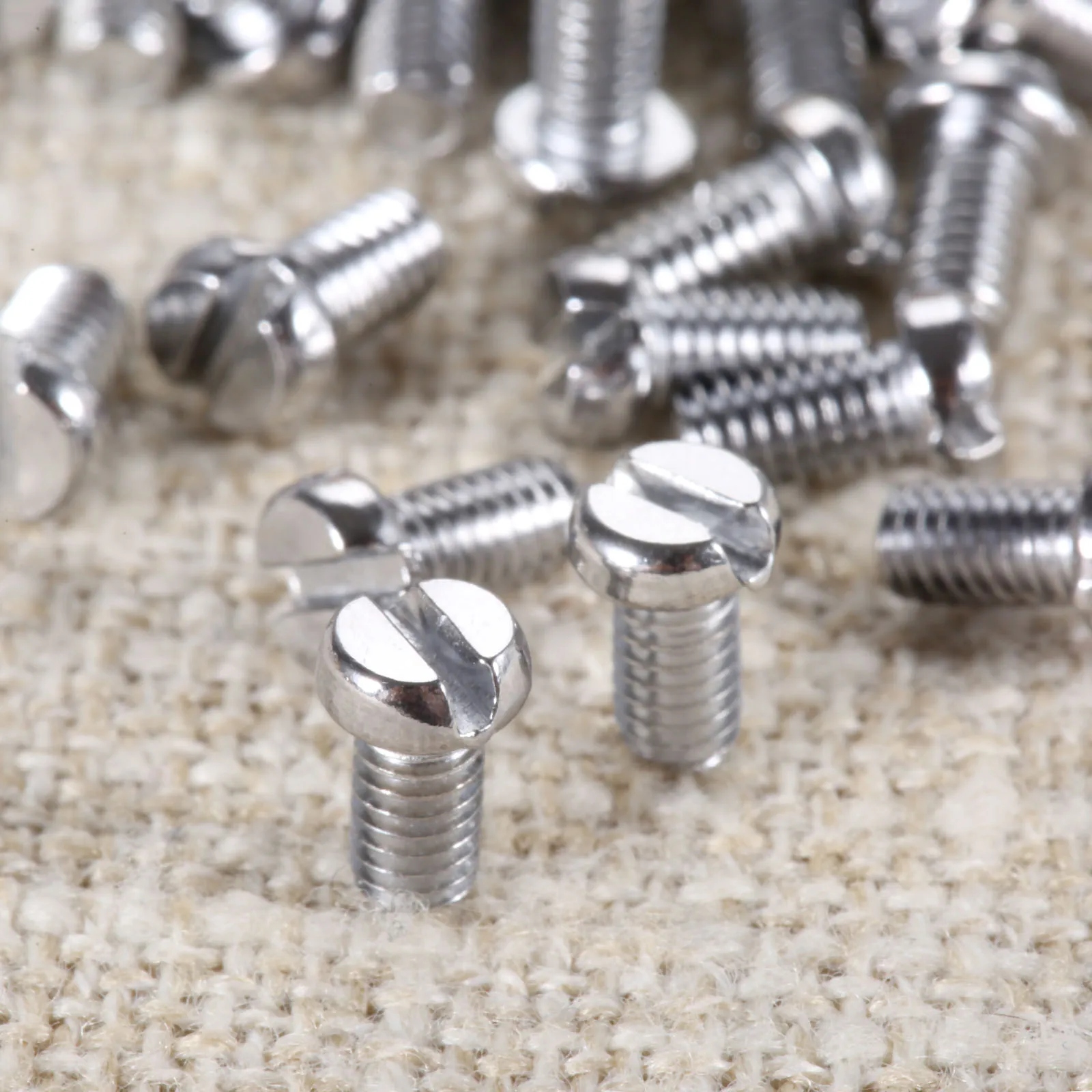 20 adet sabit Metal diş vida endüstriyel DİKİŞ MAKİNESİ plaka diş dikiş makinesi aksesuarları