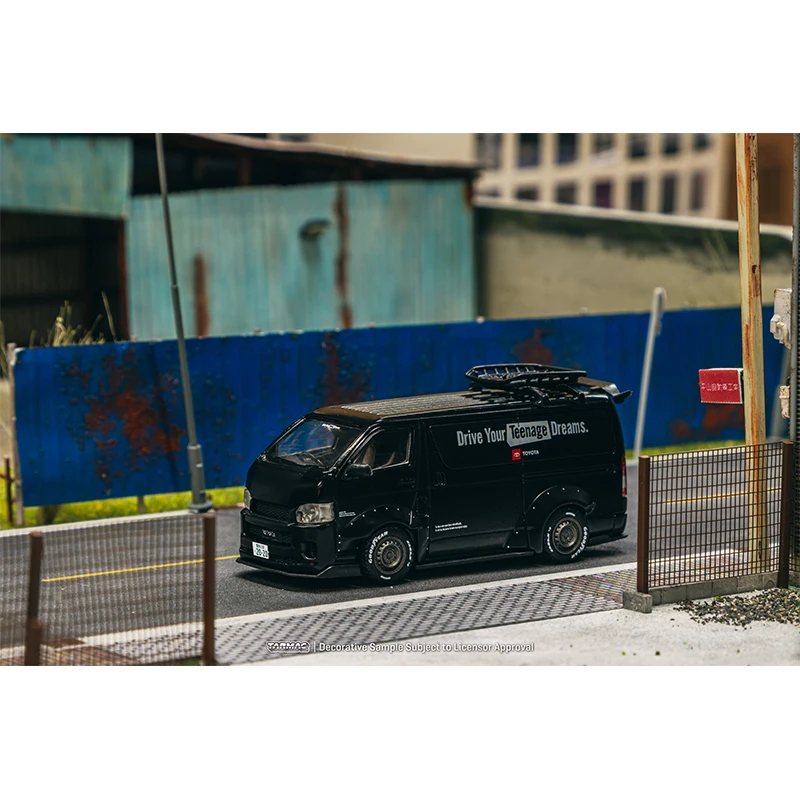 TW In Stock 1:64 Hiace Widebody Black With Roof Rack Diecast Diorama Car Model Collection Miniature Toys Tarmac Works