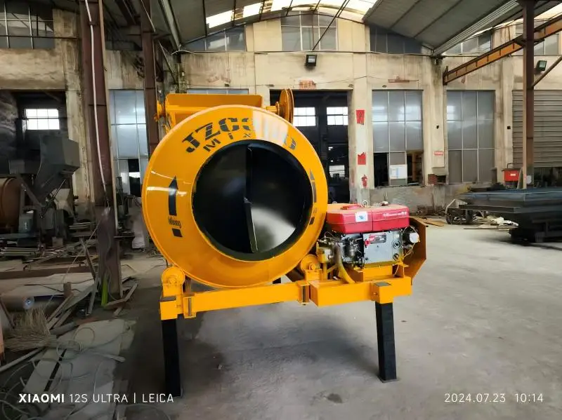 Mini Concrete Mixer Truck for Sale Mini Concrete Mixer Machines with Wheels CE 500 600 700L
