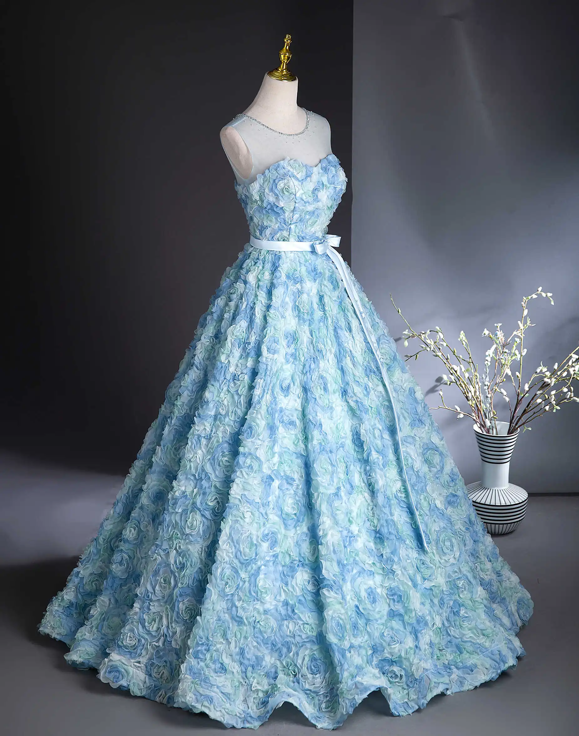 flowers beading princess ball gown court can customize make medieval dress renaissance Gown queen Victorian /Marie/drama/