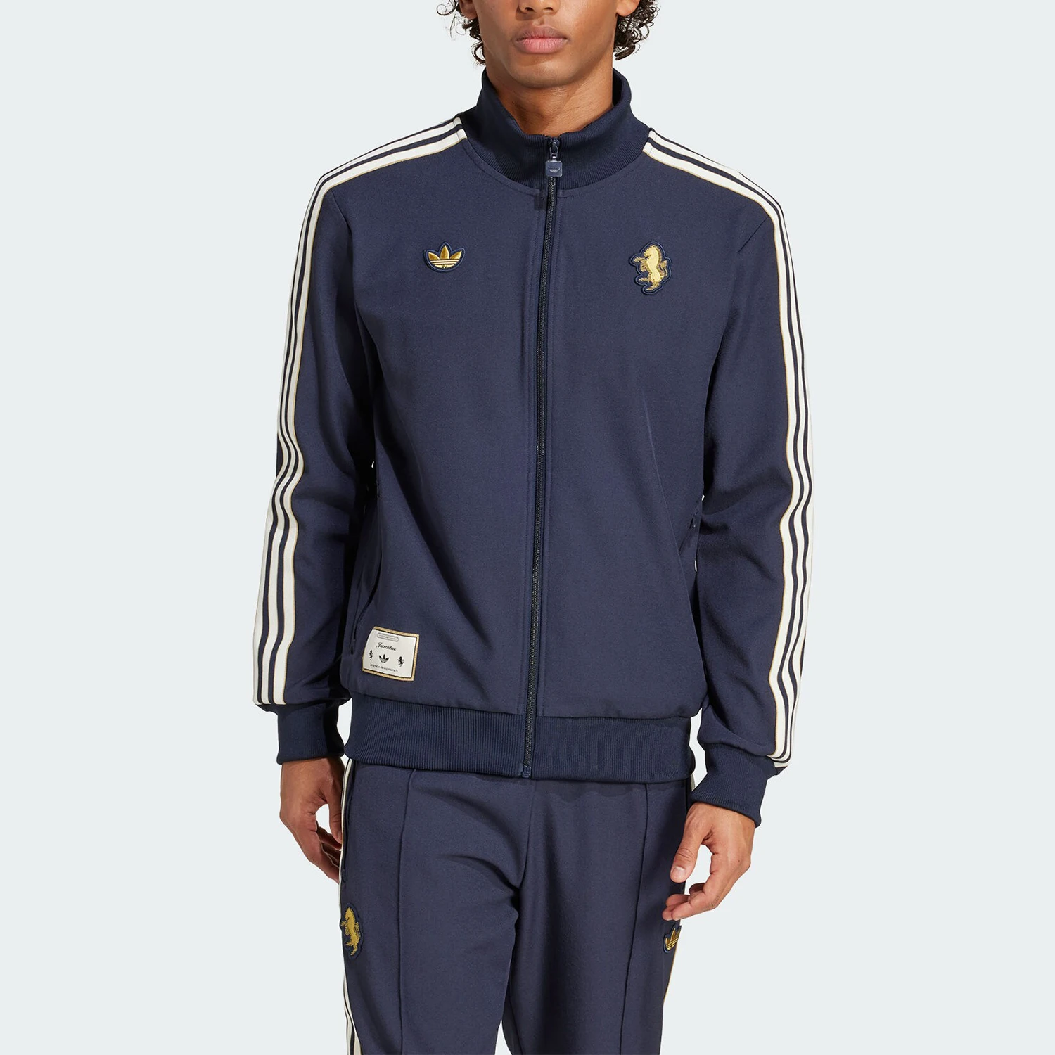 

Официальная аутентичная мужская спортивная куртка Adidas с тремя полосками Ювентус Футбол JF0459