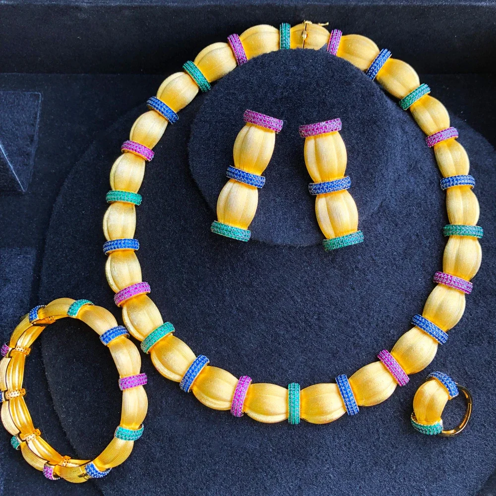 

Soramoore New Trendy Luxury African Earrings Jewelry Sets For Women Wedding Party Zircon Crystal Dubai Bridal Jewelry Set Gift