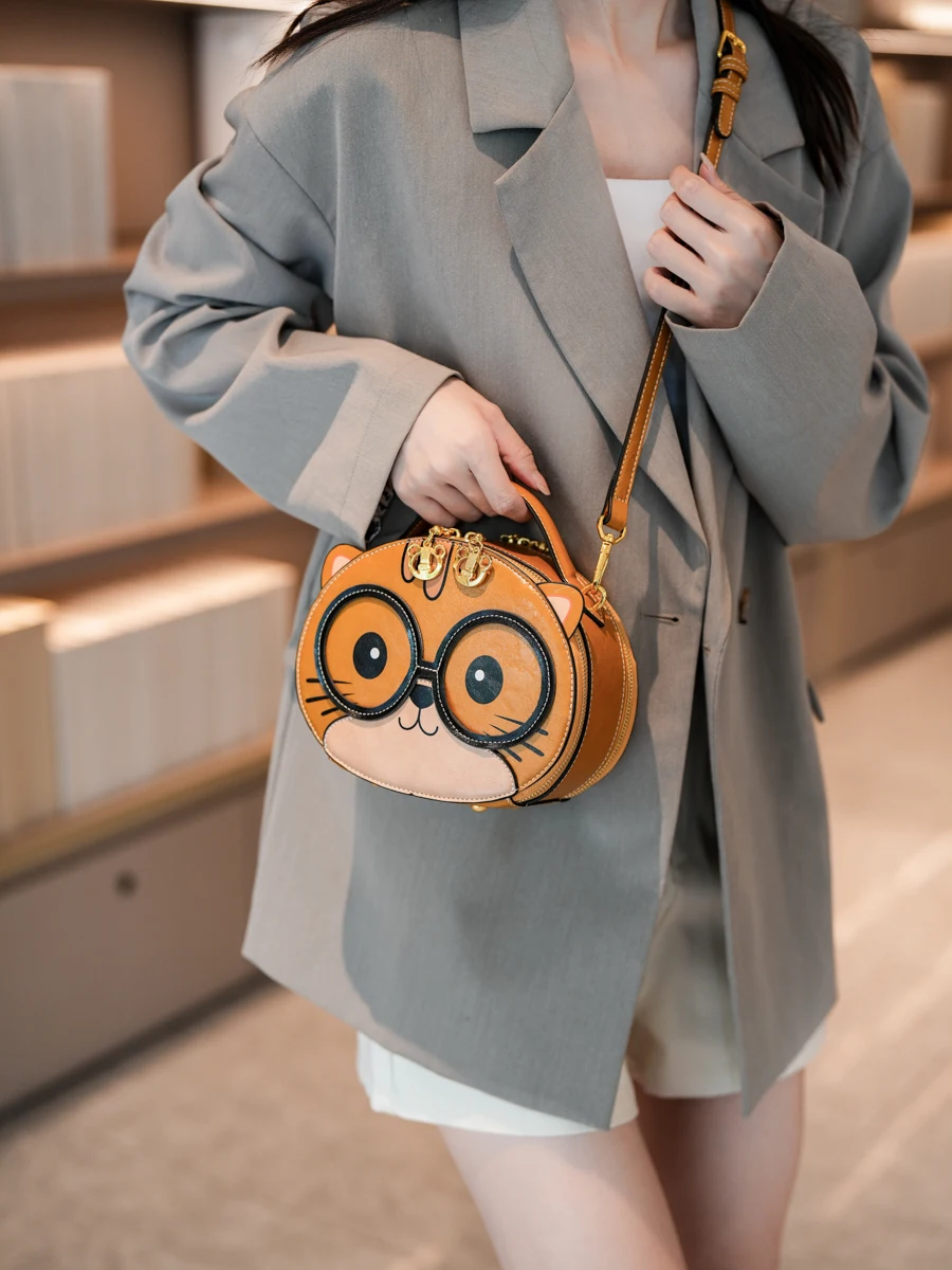 2025 New Original Design Cute Bear Mobile Phone Bag Crossbody Women's Faionable Cartoon Anime Phone Pouch Soft PU Leather