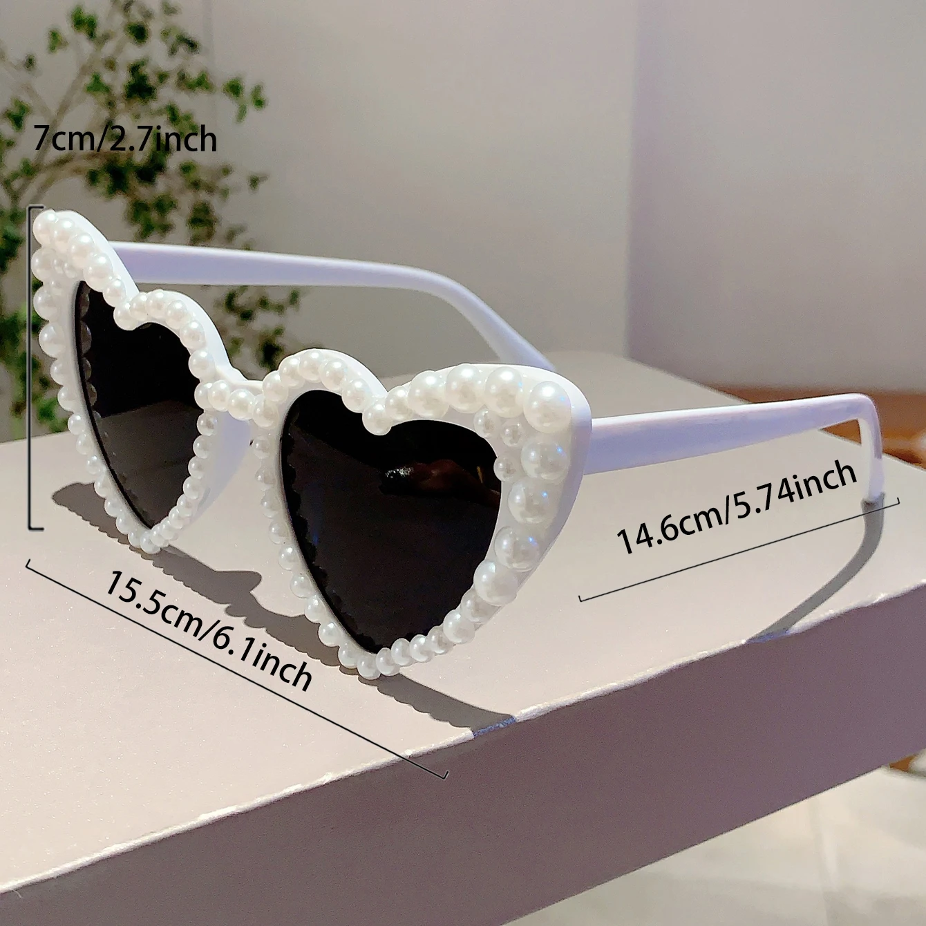 KAMMPT Stylish Heart Designer Shades White Pearl Candy Color Decor Sunglasses Fashion Brand Pink Beach Sun Glasses for Women\'s