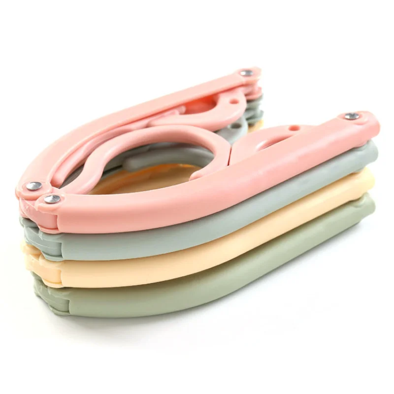 

5 Pcs Business Trip Folding Hanger Portable Magic Drying Plastic Hanger Home and Travel Use Multi-functional Hangers for Clothes