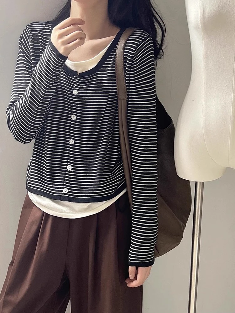 

Women's Slim Fit Long Sve Knitted Stripe Top ort Sle Design Sensation Faionable Autumn Wear Waist Cinching Slimming