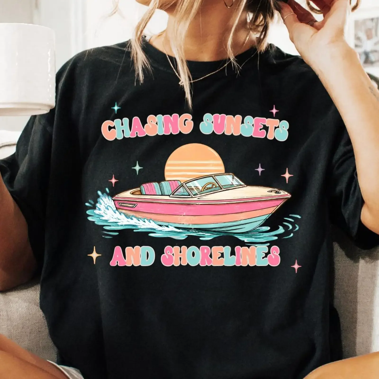 Chasing Sunsets And Shorelines Retro T Shirt Summer Lake Life Boating Casual Boat Girl  vintage Washed Slightly Breathable