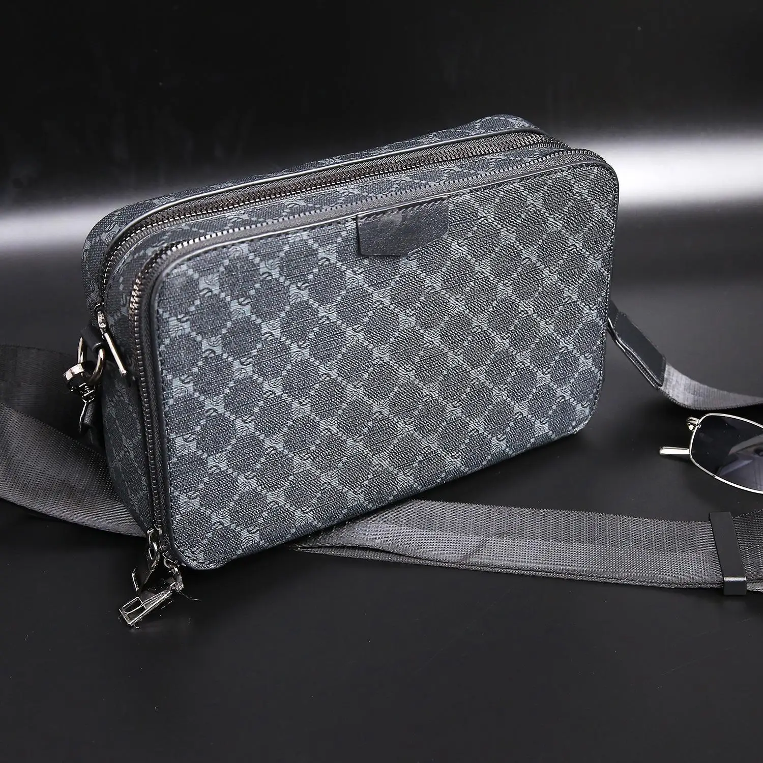 2024 New Men\'s Fashion Small Square Bag Crossbody Bag Plaid Shoulder Bag Street Trend Small Body Bag