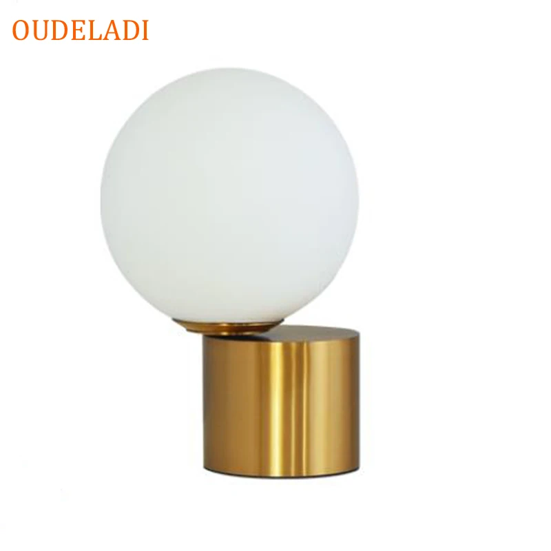 

Nordic Glass Ball Brass Table Lamps Living Room Bedroom Study Bedside LED Eye Protection Desk Light Home Decor Lighting fixture