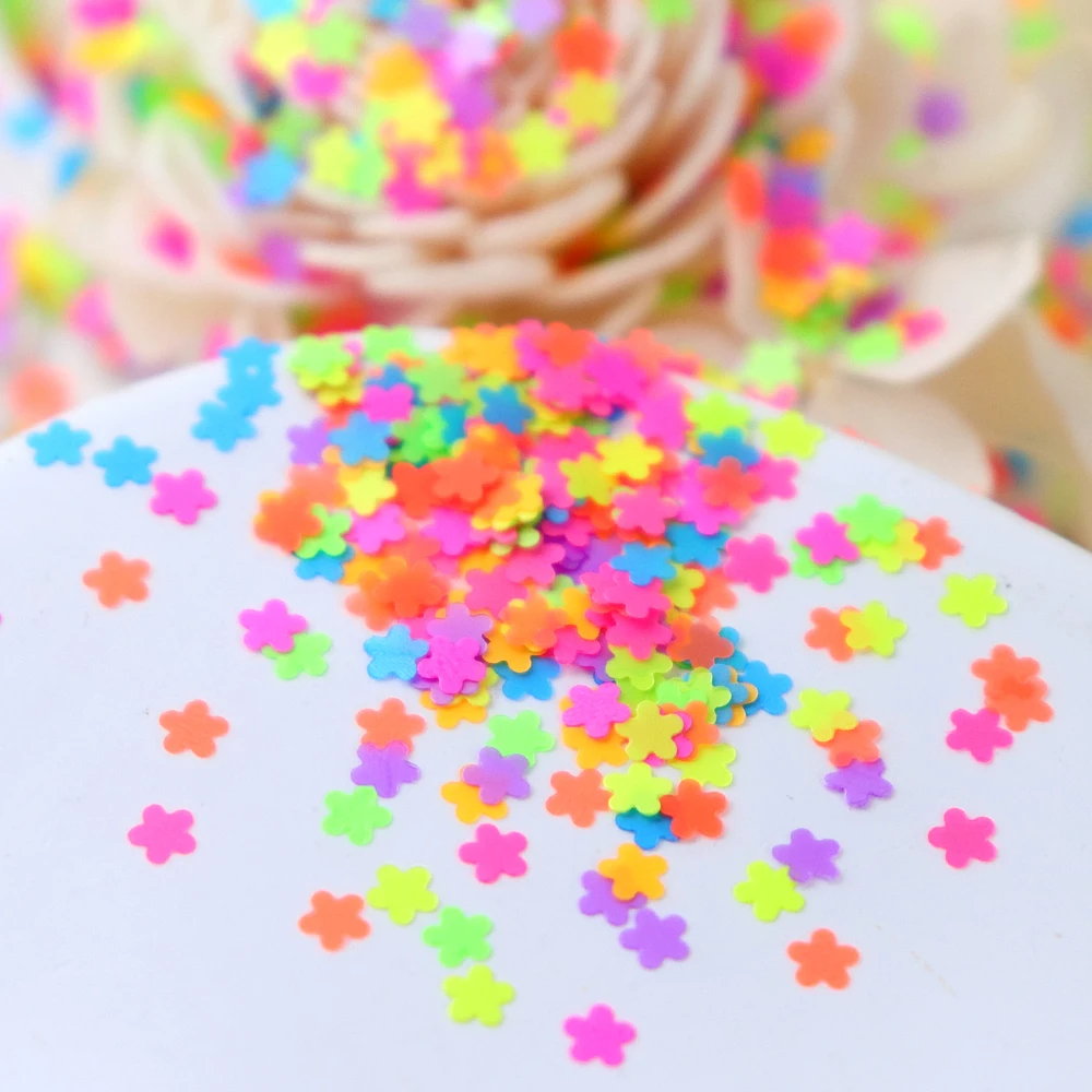 Mixed Fluorescence Tiny Flower Sequins Nail Art Accessories Neon Kawaii Flowers Paillettes Spring Summer Manicure DIY Decoration