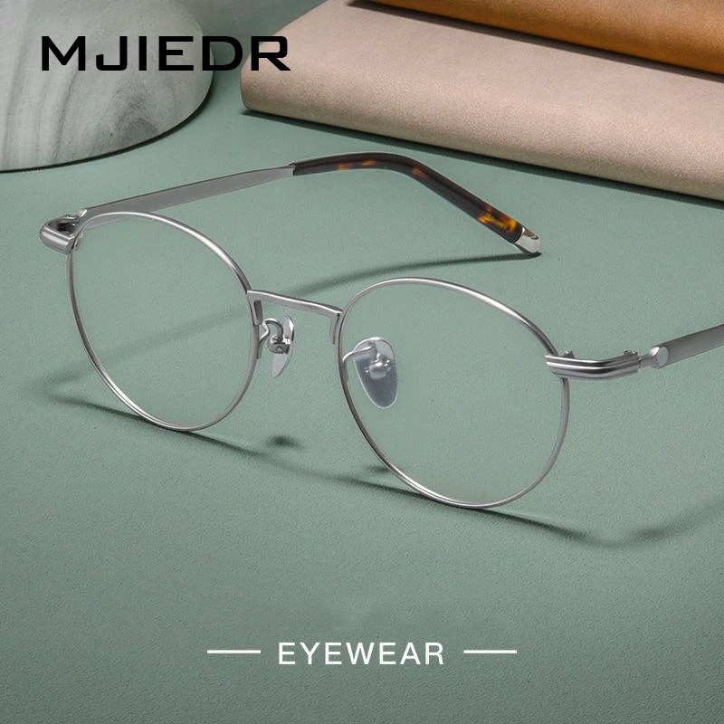 

MJIEDR Ultralight Pure Titanium Eyewear Retro Round Optical Glasses Frame Men Myopic Eyeglasses Women Clear Lens BJT0172