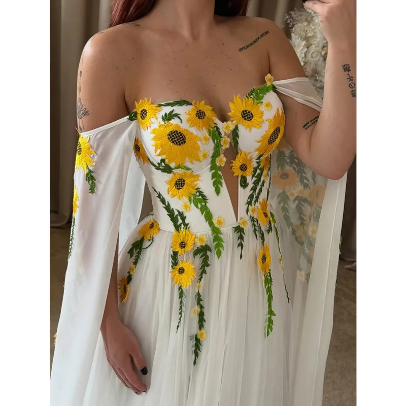 فساتين سهرة بسيطة مخصصة على شكل حرف a من التل الأبيض بطبقات طول الأرض بدون حمالات مطوي قبالة الكتف مزينة بفساتين 2025 #4