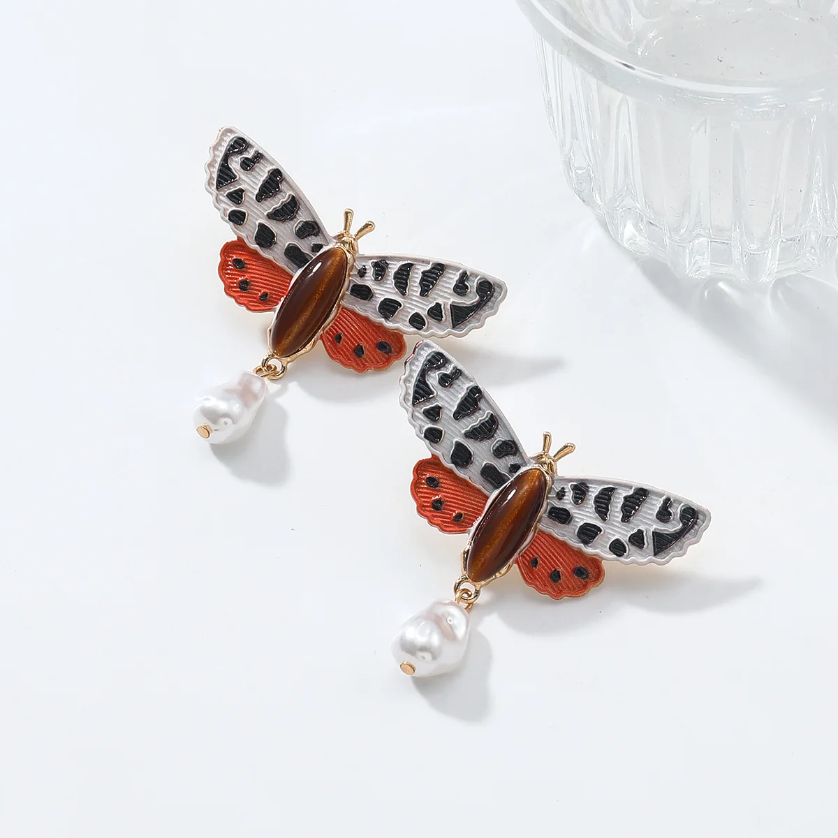 مبالغ فيها العلامة التجارية الكبيرة الخريف ليوبارد طباعة فراشة تقليد اللؤلؤ قلادة الأقراط البوهيمي نمط الرجعية الأقراط