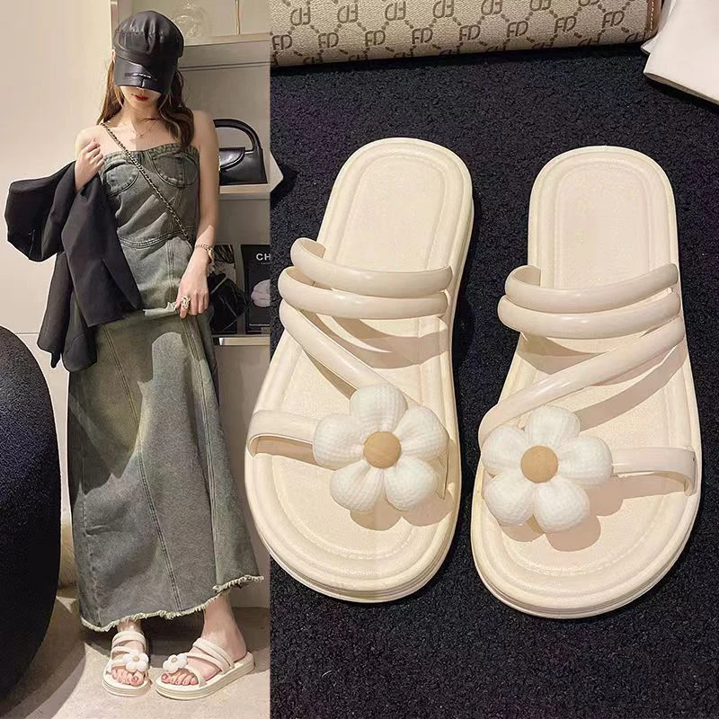 Fashionable New Style Popular Women's Summer Soft Bottom Super Fairy Sandals Slippers Flat Slippers For Women Wear Externally