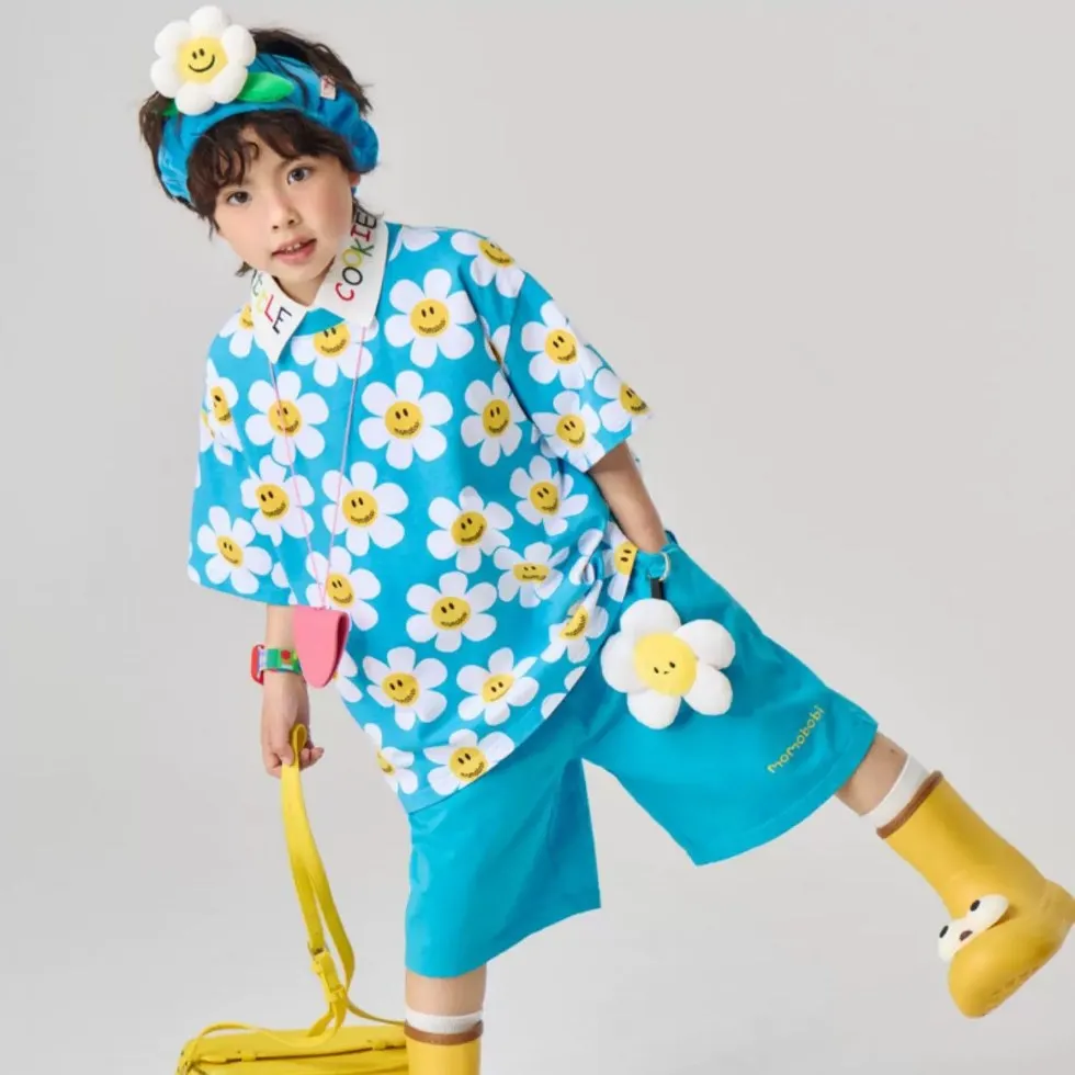 

2025 New Summer New Men's and Women's Children's Set Personalized Chrysanthemum Full body Printed Short Sleeve Casual Loose Set