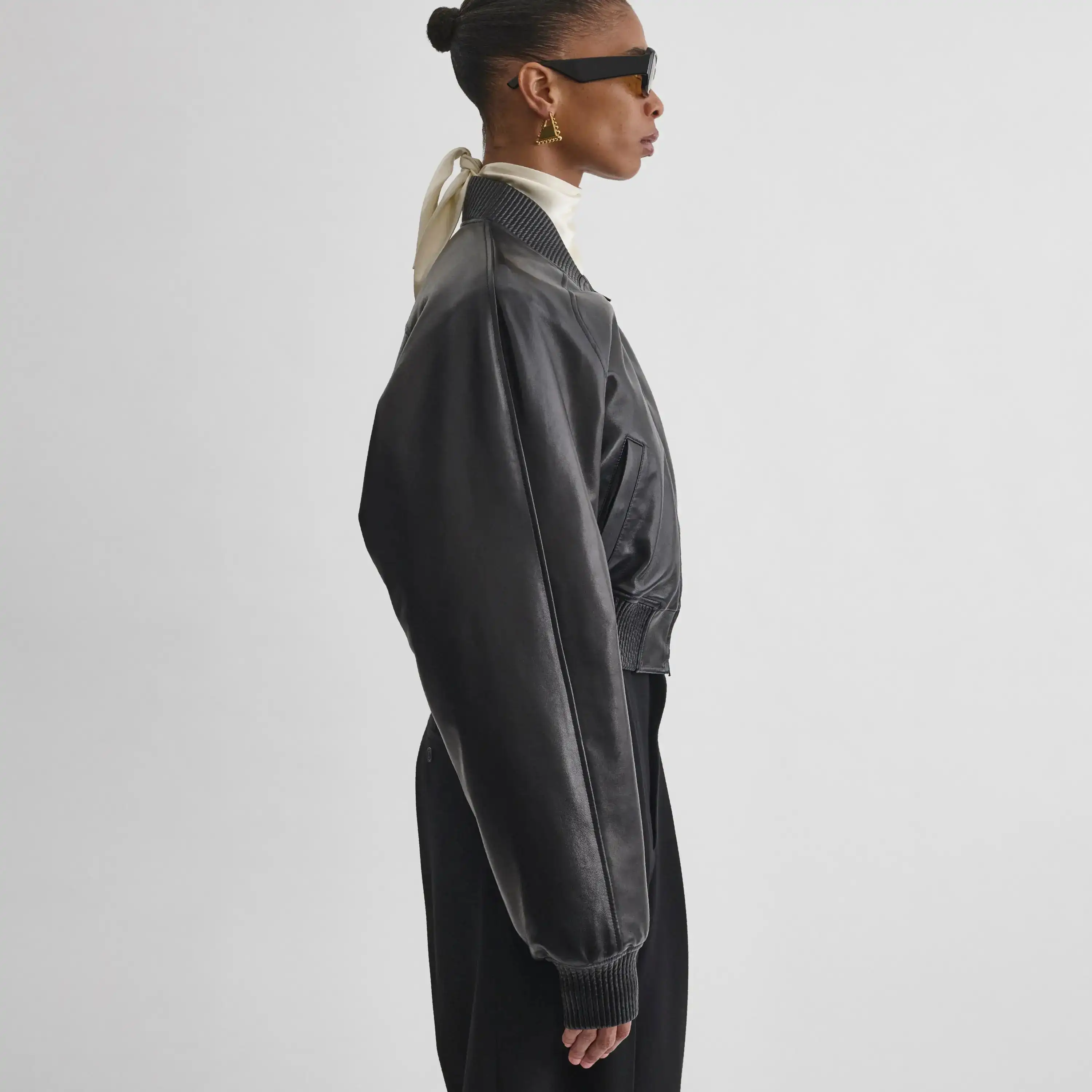 السترة النسائية الجديدة، سترة Phoebe Philo، مصنوعة يدويًا من قبل المصممين الكبار #4