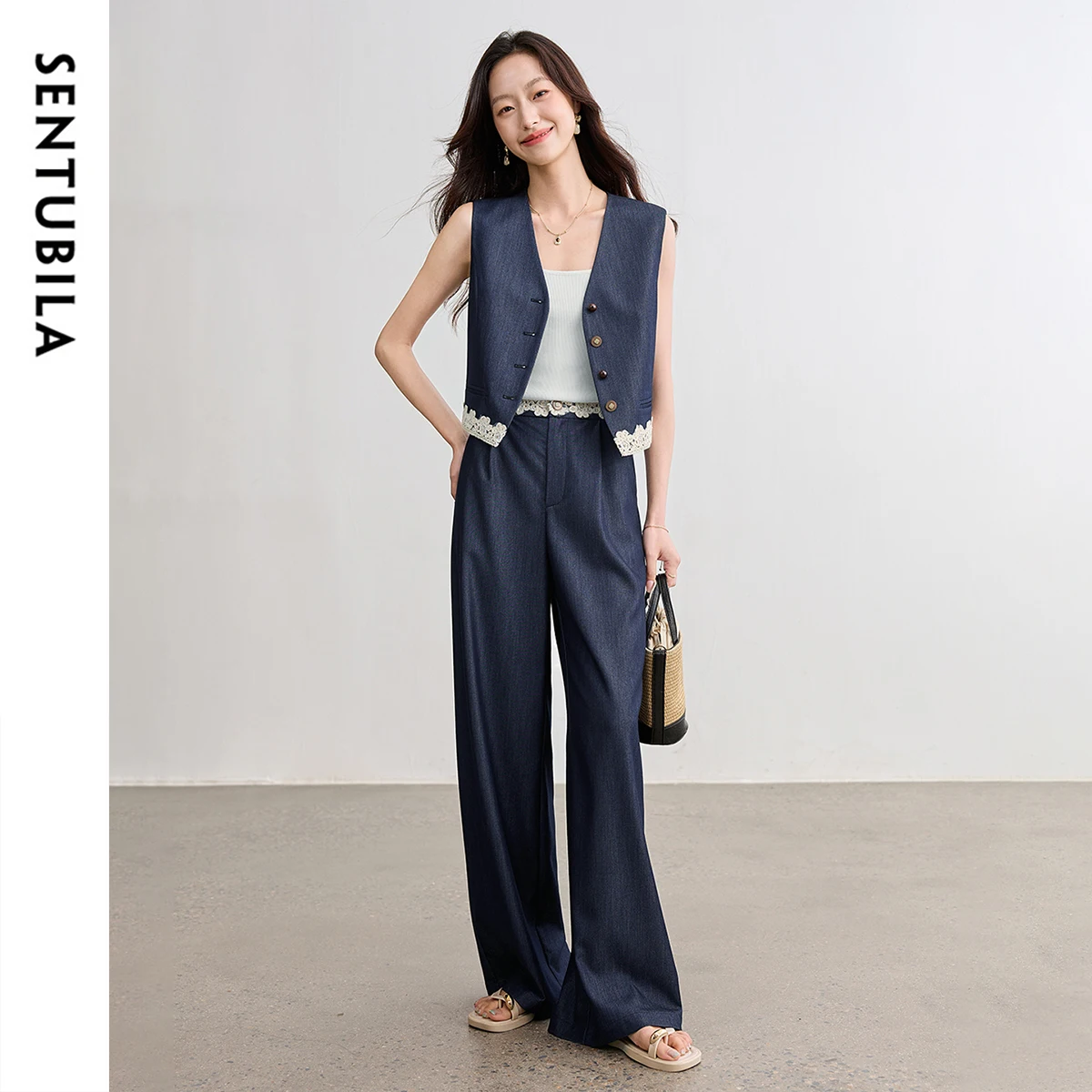 

SENTUBILA Summer Women's Suit Two-Piece 2025 Lace V Neck Vest High Waist Wide Leg Pants New Matching Sets Woman Outfit 152ZD1840