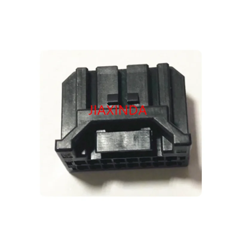IMSA-13065S-2-16A Conector automotriz de 16 pines con carcasa de plástico para protección de cables