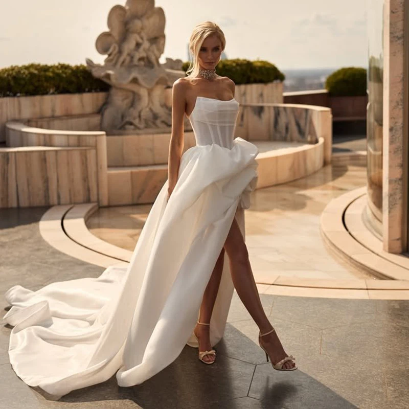 

Eightree White A-Line Wedding Dresses Strapless Side Slit Sweep Train Bridal Dress Princess Wedding Ball Prom Gowns Customized
