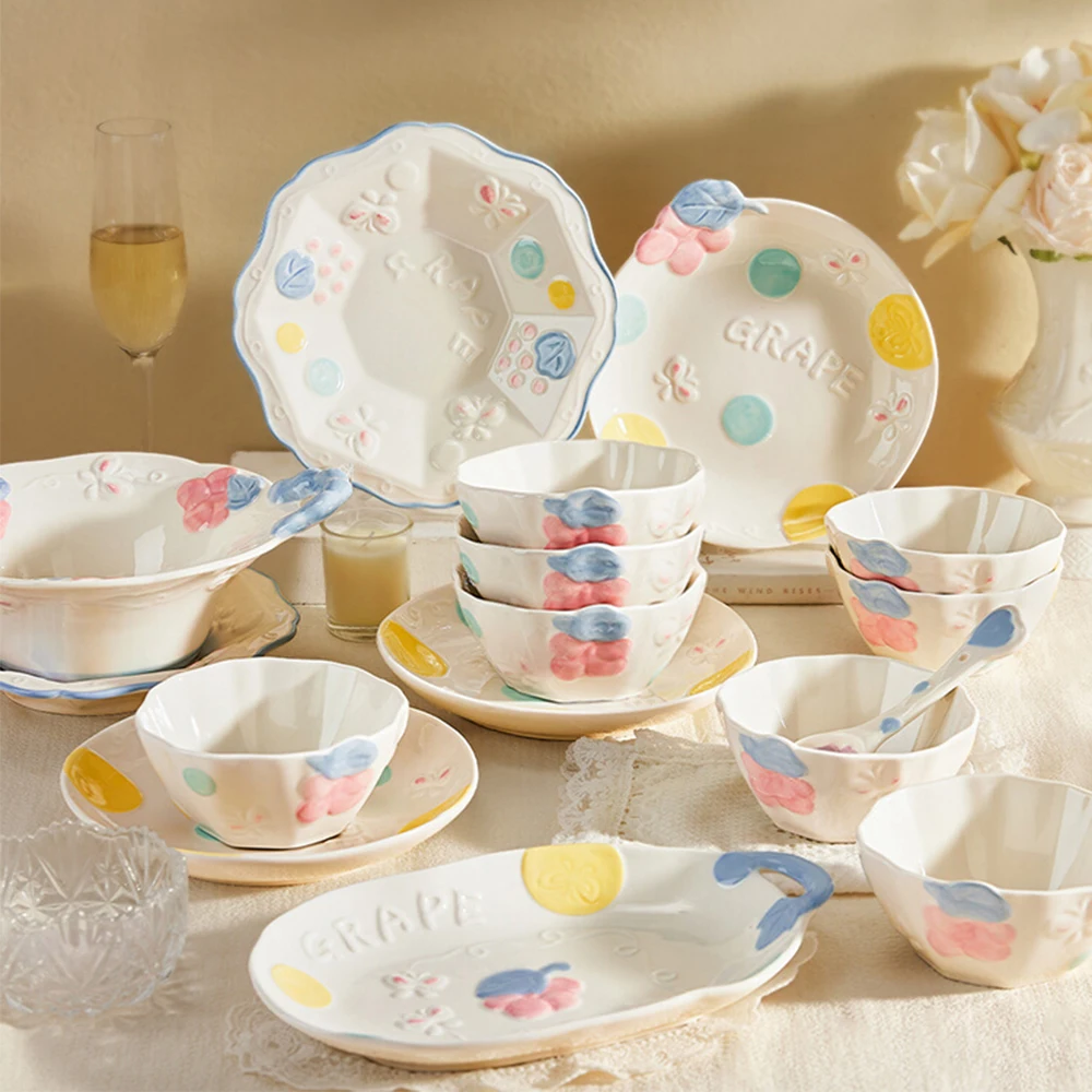 Cute Pattern Ceramic Plates Grape Print Round Relief Rice Bowls Versatiel Deep Soup Dishes Tableware Kitchen Dinnerwares