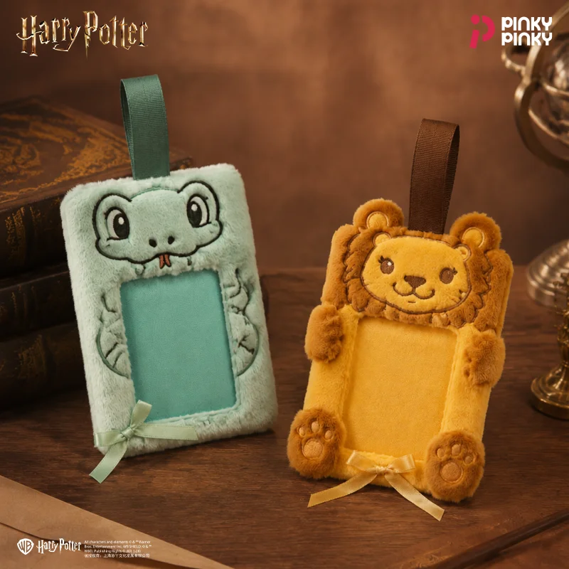 Pinky Harry Potter Card Holder Lion Bag Charm Pendant Keychain for Daily Halloween Christmas Birthday Party Gift for Students