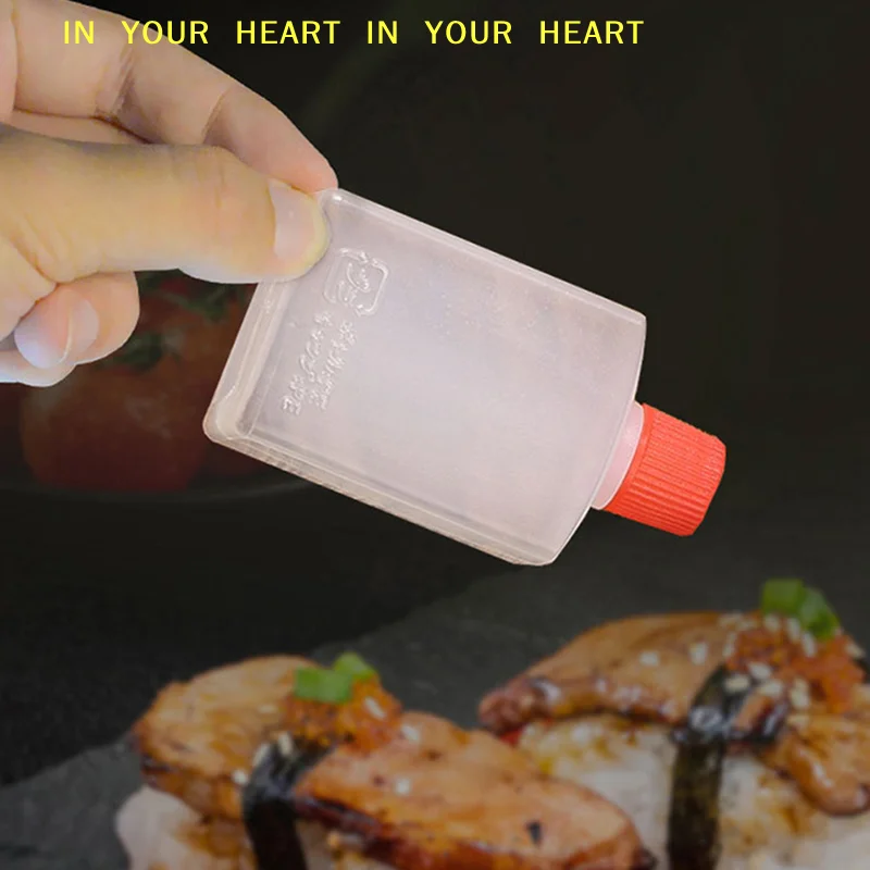 【X】10PCS 15/30M Sauce Bottle Sushi Tool Condiment Mustard Dispenser Sauce Vinegar Oil Ketchup Gravy Cruet Kitchen Gadgets