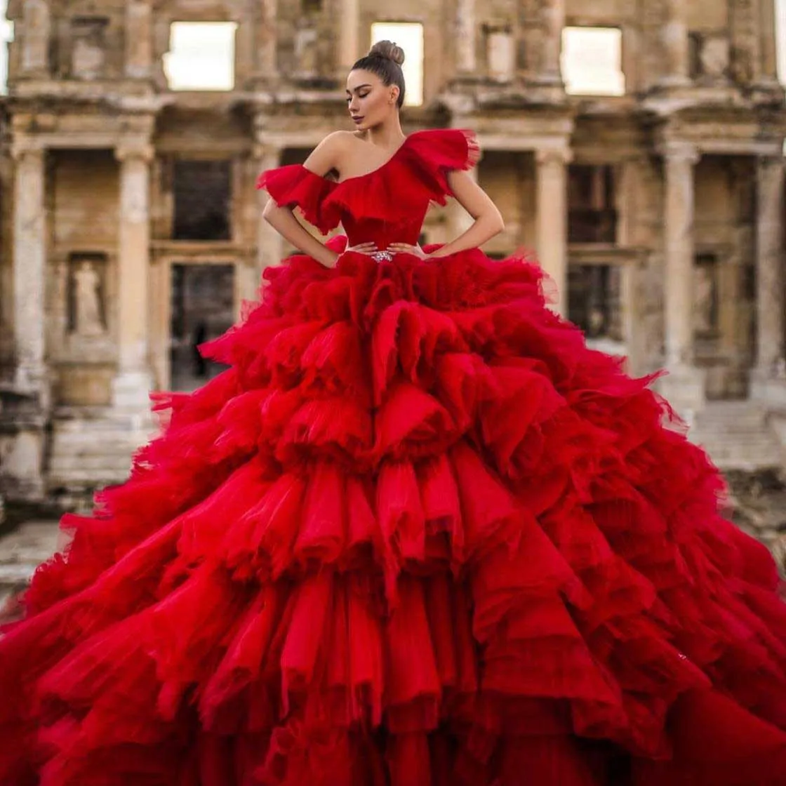 

Luxury Ball Gown Red Prom Party Dresses Photo Shoot Elegant Dress Women for Wedding Bridal Gowns Ruffled Tulle robes de soirée