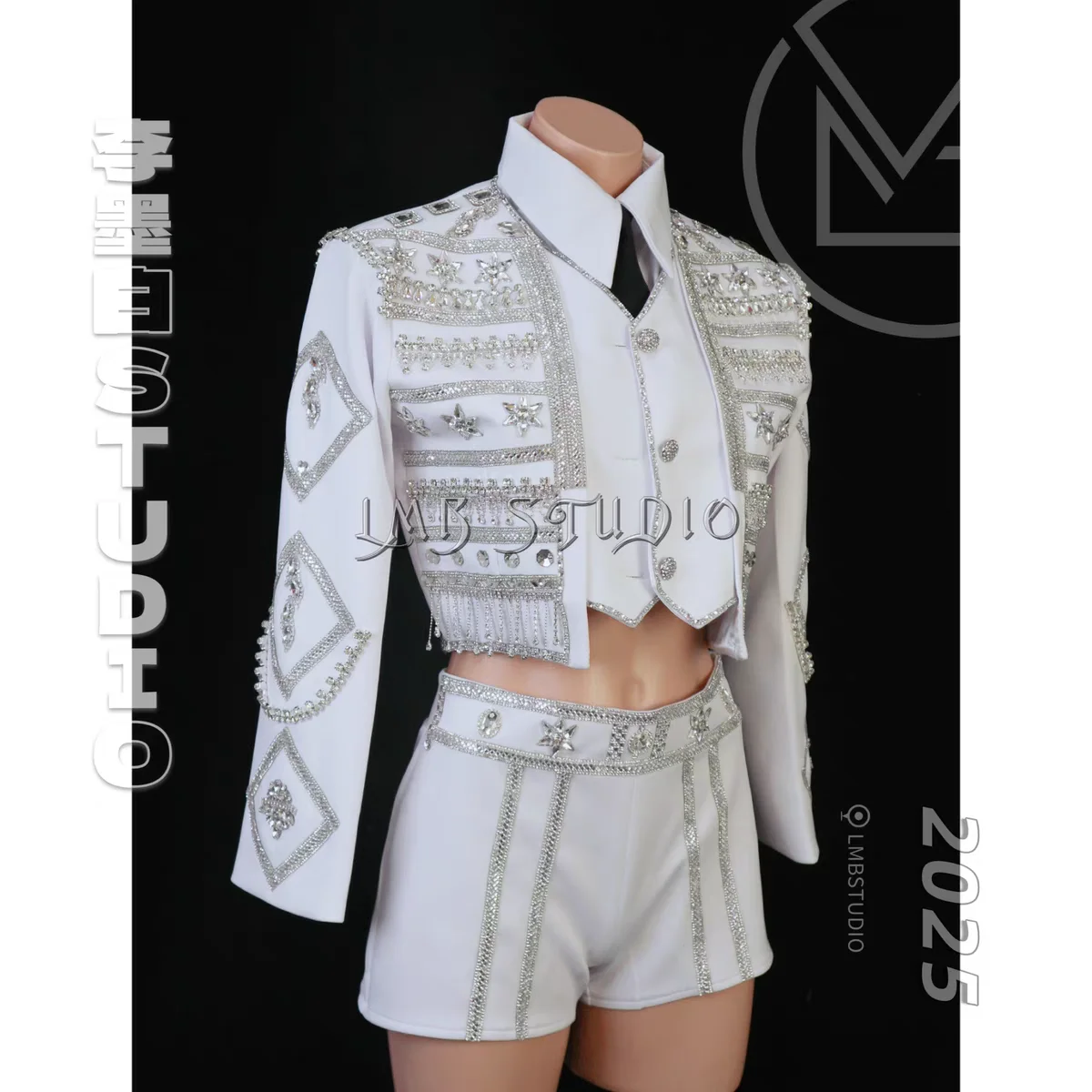 Luxury Sparkling Diamond White Split Set For Girl Group Singing and Dancing Concert Performance Outfit Holiday Party Theme Show