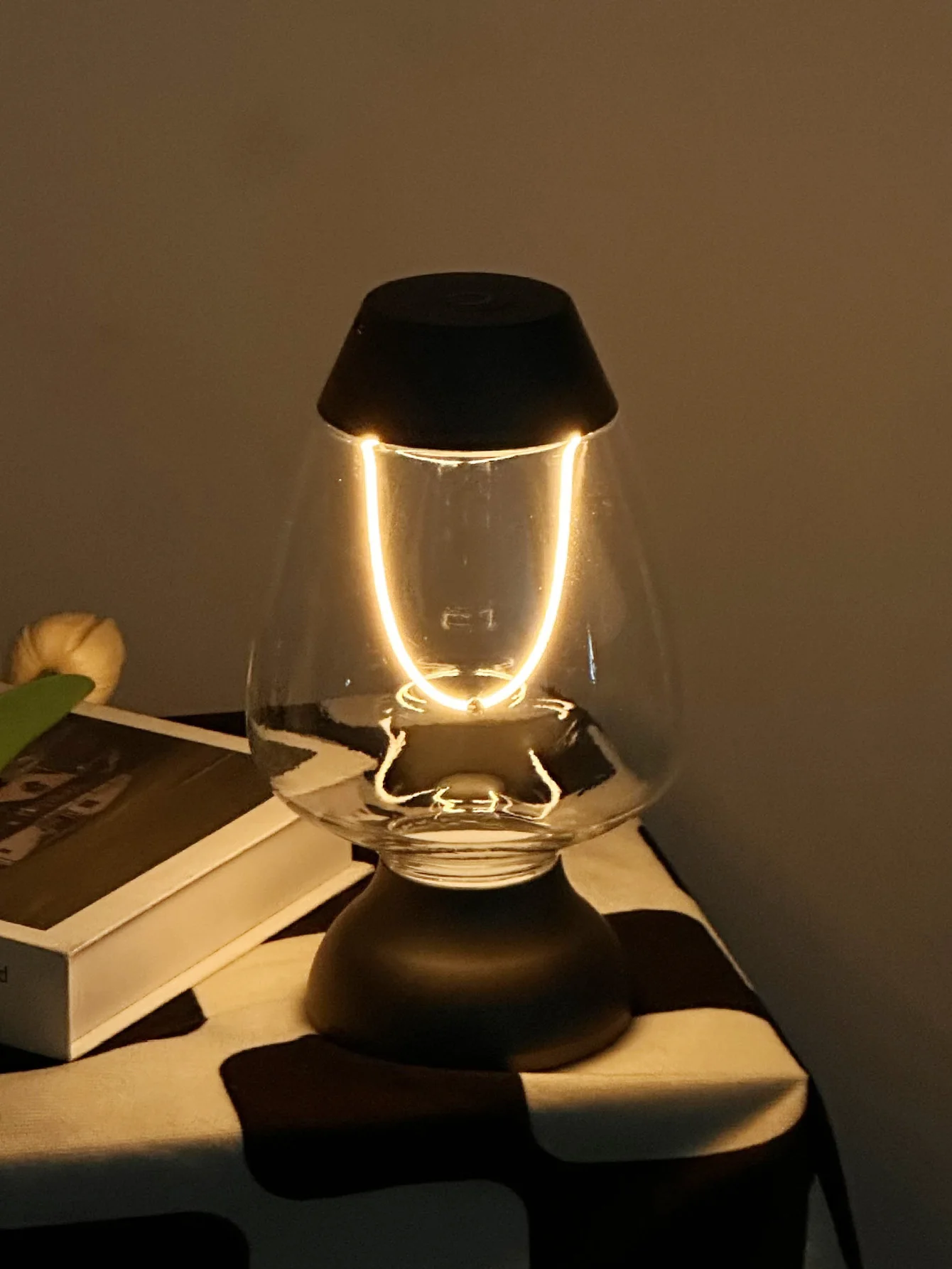 

Led rechargeable touch desk lamp with usb charging,Indoor Outdoor interior home decor fixture for Bedroom Bedside night light
