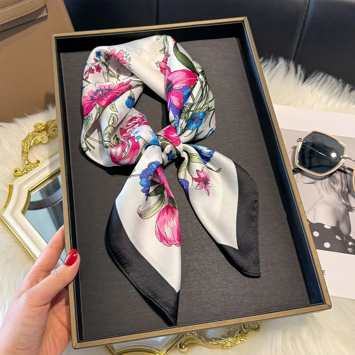 

Весенне-осенний новый квадратный шарф с цветочным принтом, женский атласный платок, хиджаб, женский роскошный головной платок для волос, защитная бандана от солнца