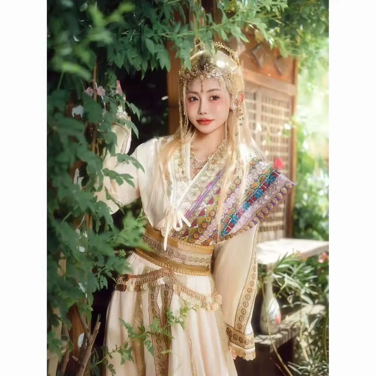 Vintage National Style Clothing for Women Exotic Princess Uniform Halloween Party Royal Cosplay Costume Travel Wedding Outfits
