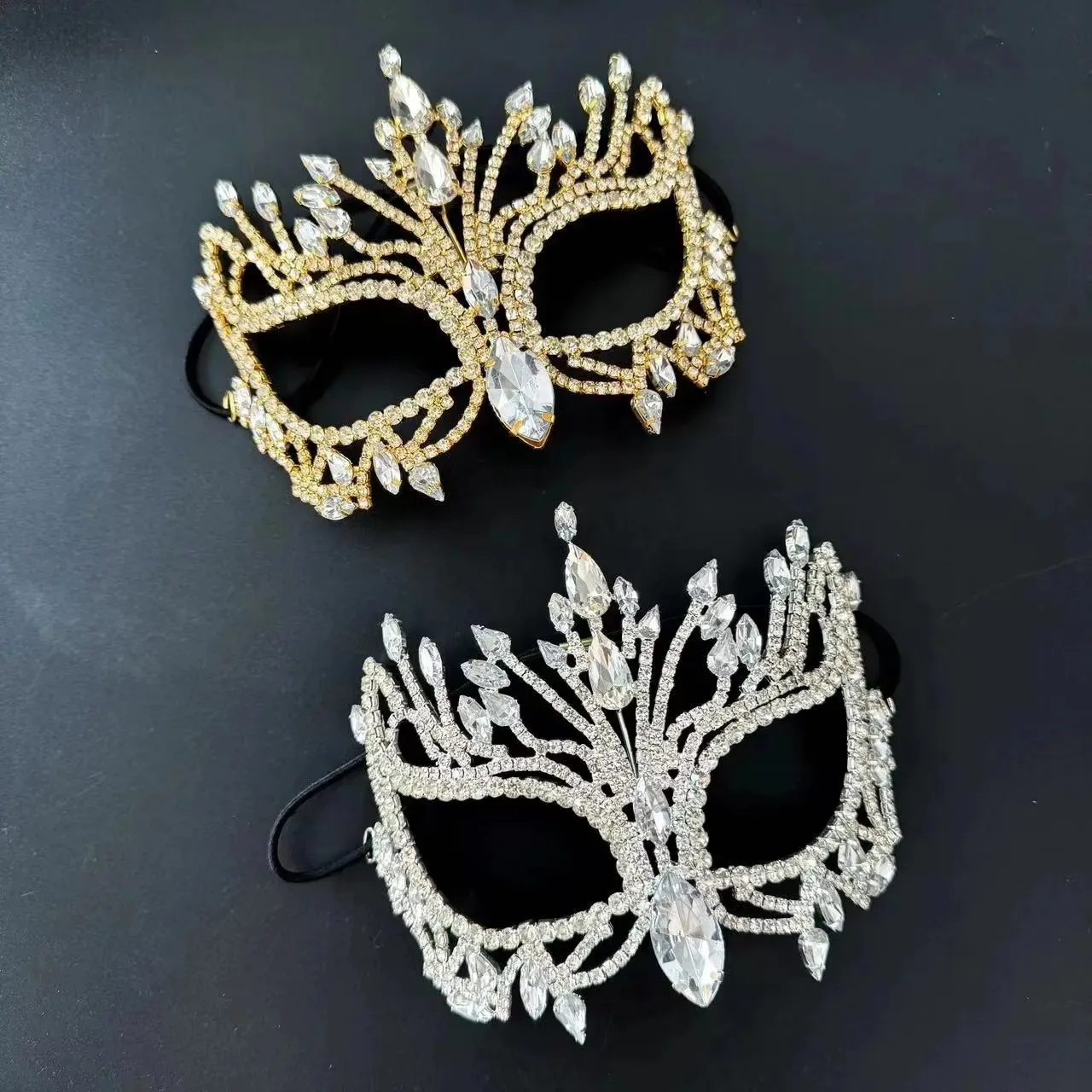 New fashion luxury shiny rhinestone mask women's makeup ball holiday party mysterious Halloween mask jewelry accessories