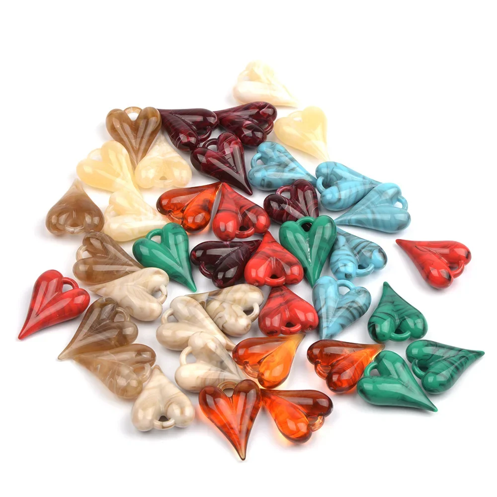 10 pieces 20*27mm  Retro style Alternative heart-shaped design Acrylic pendant DIY makes jewelry  clothing Accessory materials
