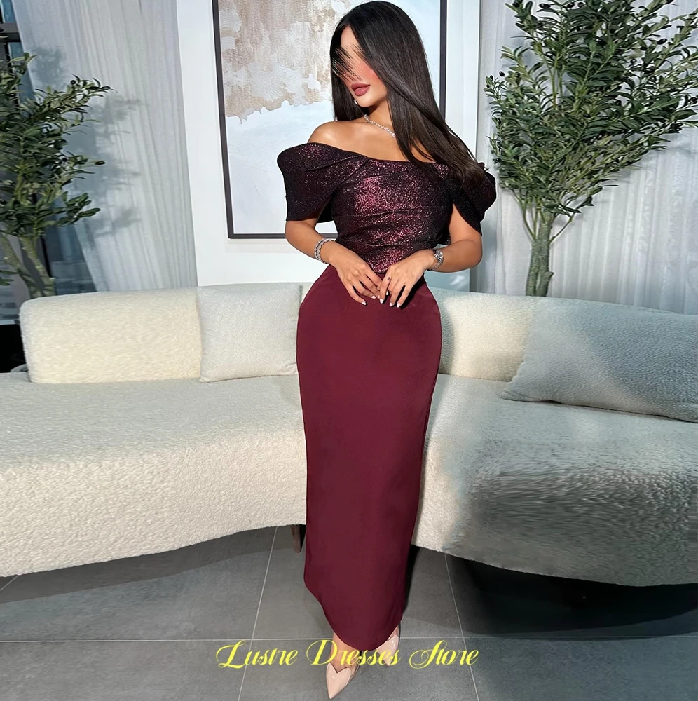 럭셔리 보트넥 이브닝 드레스, 정교한 버건디 저지 맞춤형 프롬 드레스, 모던 지퍼 백 특별 행사 가운