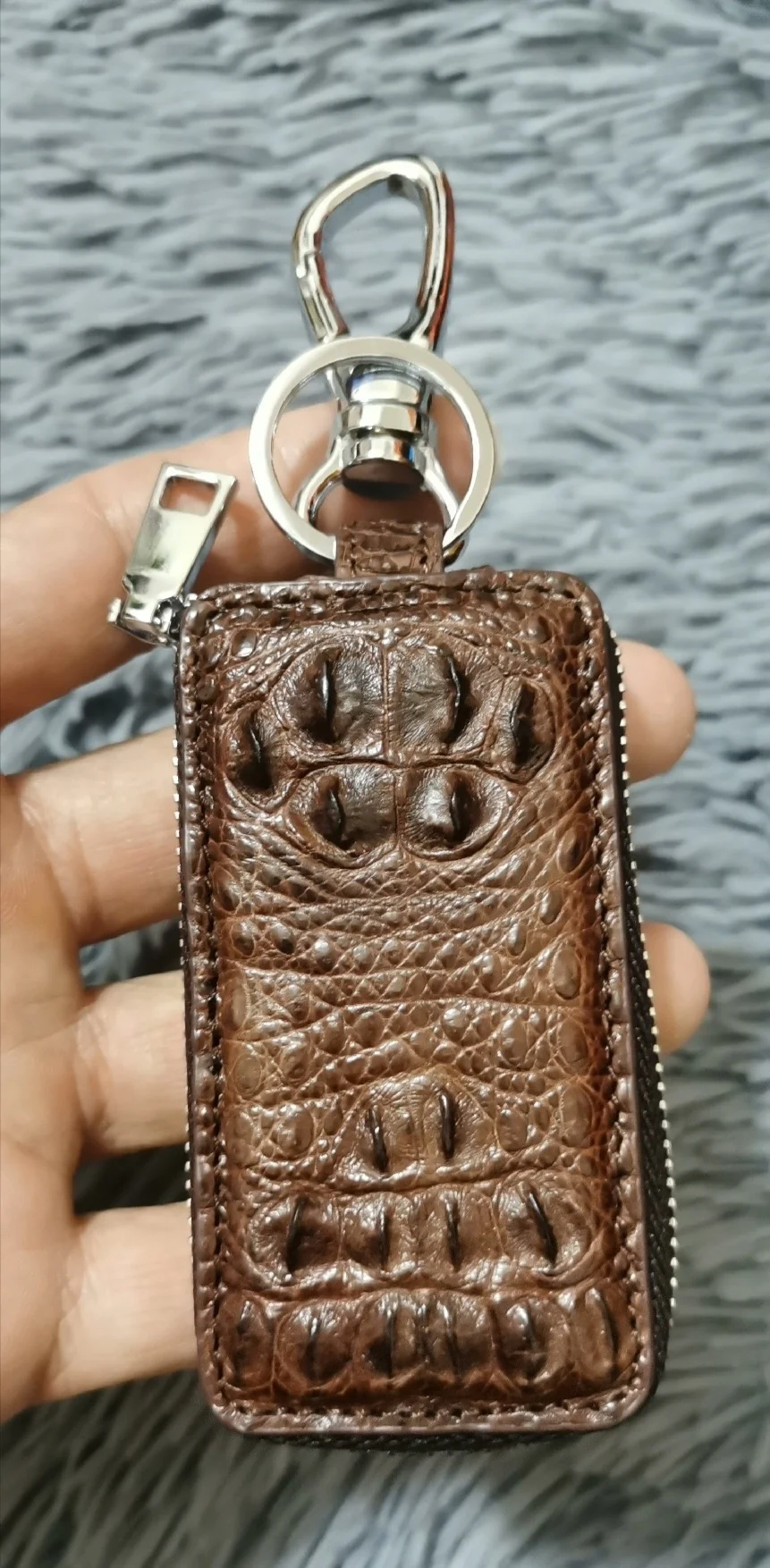 2025 New Crocodile Leather Business Men's Car Key Bag Fashion Genuine Leather Car key Case For Man Brown Car Key Holder 45