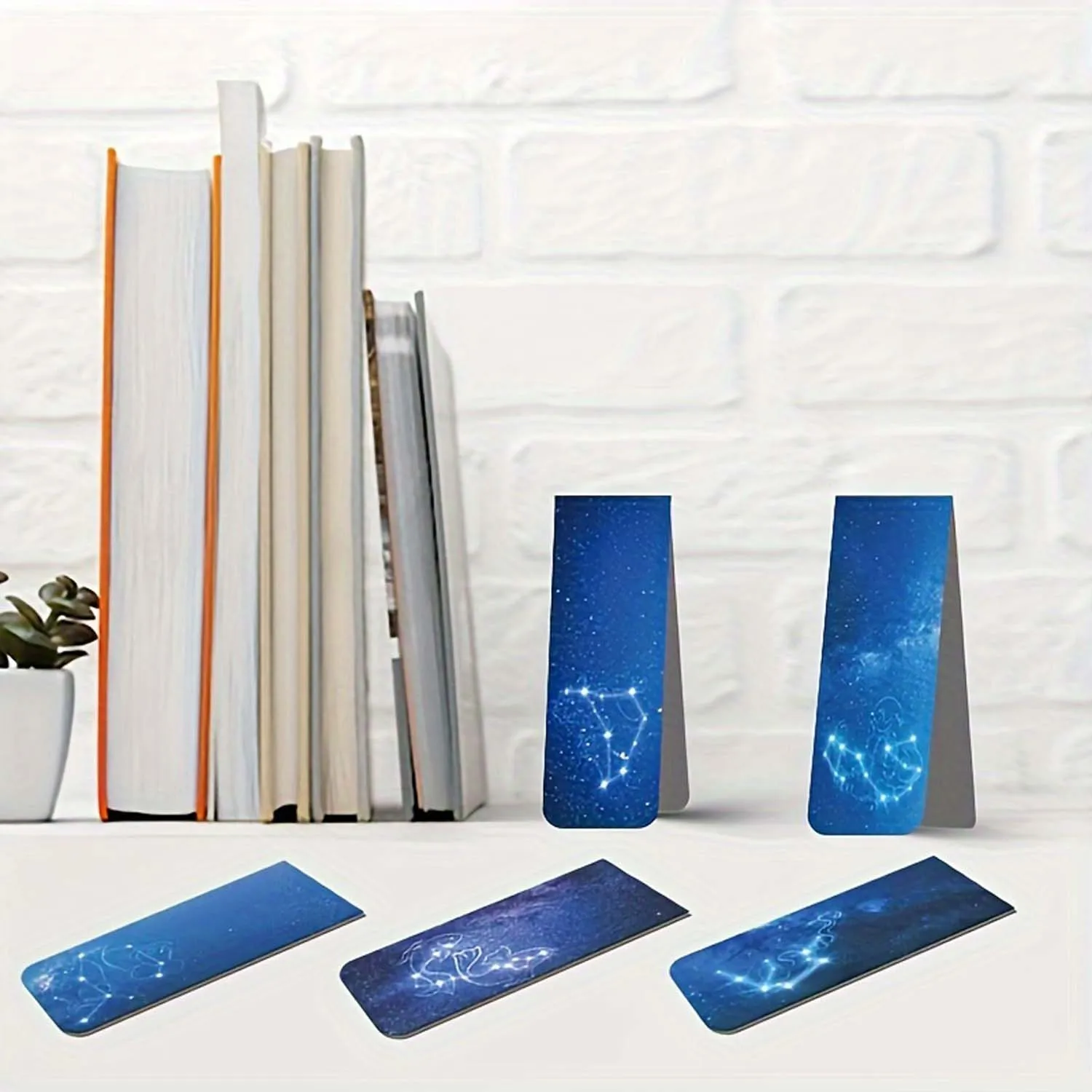 12 pieces of magnetic bookmarks, space and starry sky bookmarks, magnetic folder tags, bookmarks, book enthusiasts