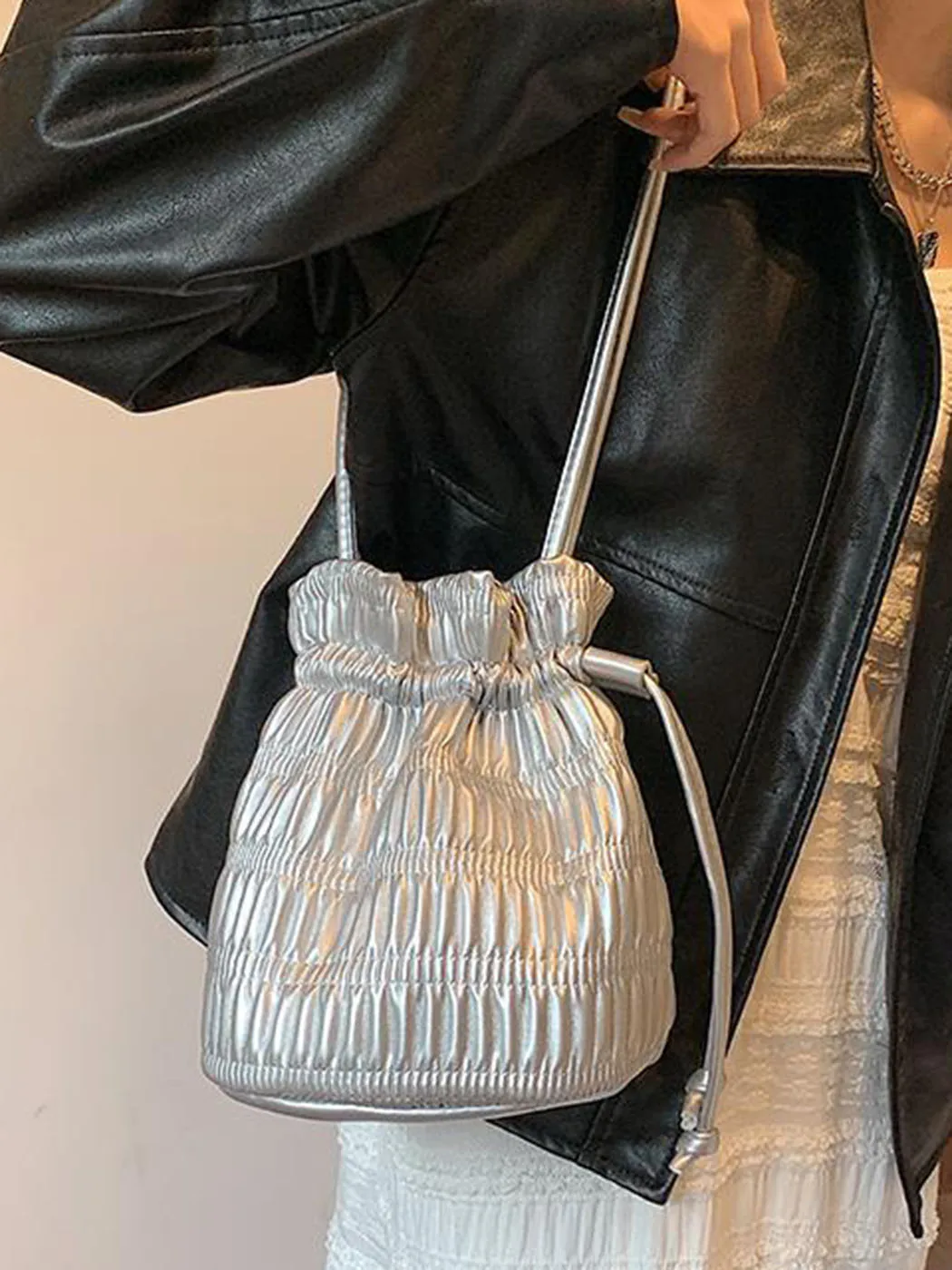 

JIAERDI Drawstring Silver Y2k Crossbody Bags Women Summer Harajuku Folds Bucket Bag Female Vintage Solid Messenger Bag Aesthetic