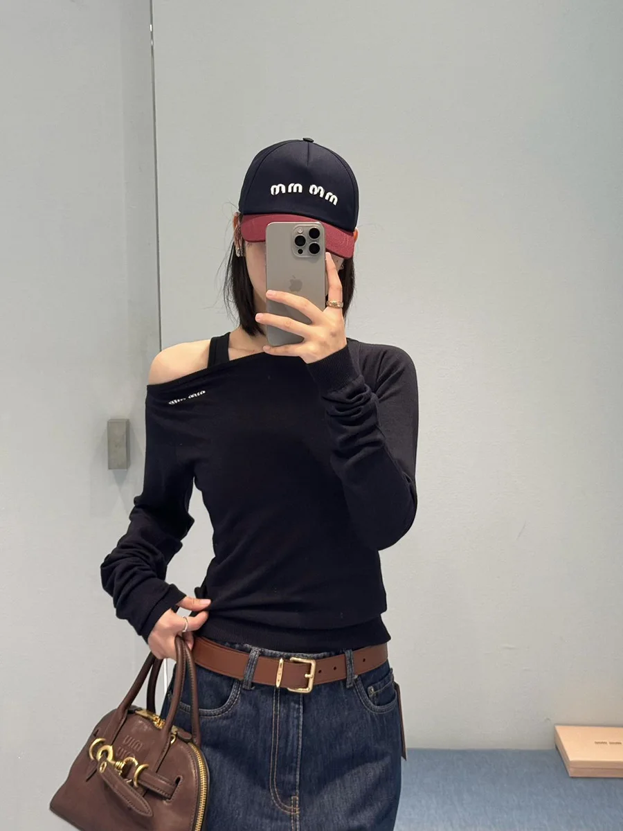 2025年早春新作 – スリムフィット ラウンドネック ウール オフショルダー 長袖セーター レディース