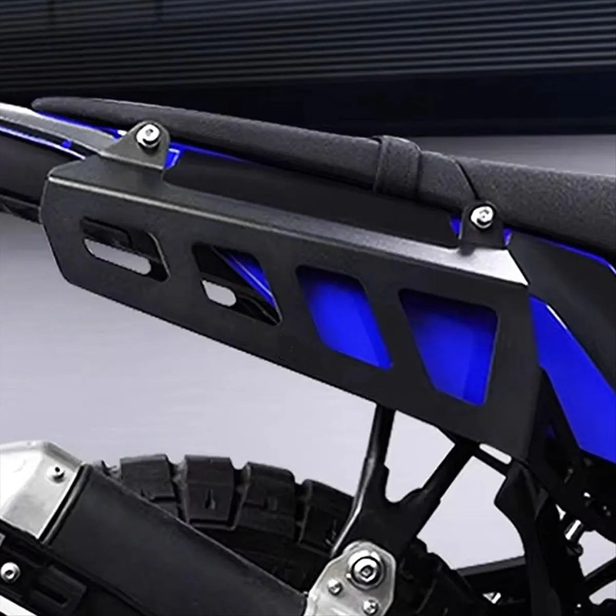 【~ New A21Z】Saddlebag Support Bar Mount Bracket Side Luggage Racks for 700 T7 T700 19-24 700 World 22-24