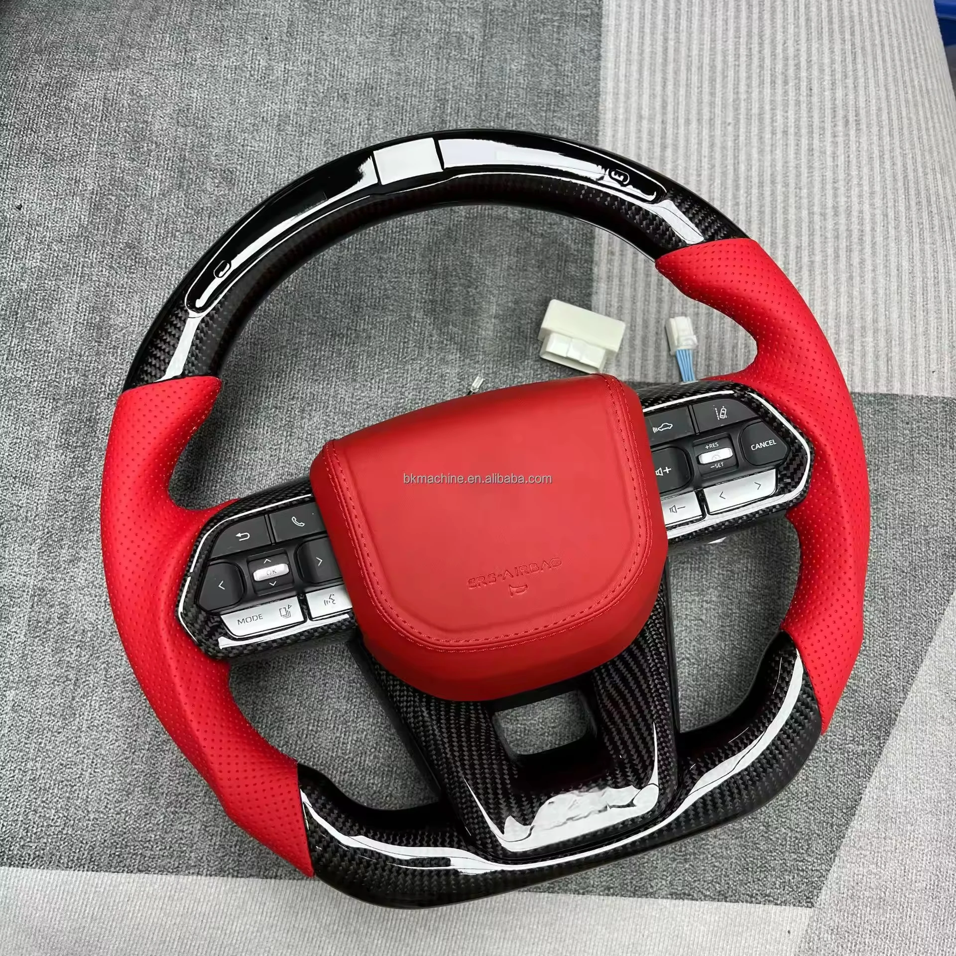 Sports-Style Modification Carbon Fiber Leather Steering Wheel for LC300 Hilux Fortuner Land Cruiser GR Cars Fits Corolla for