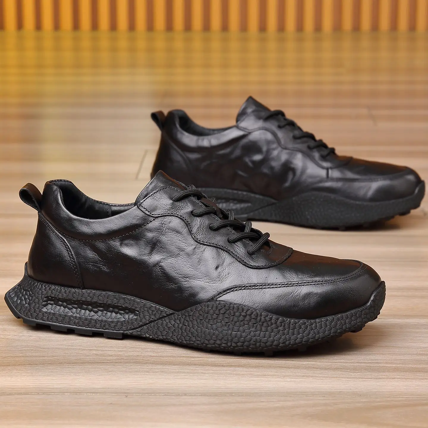 Leather Shoes Men Casual Trendy Original Designer Luxury Sneakers Street Walking Running Trekking Travel Business Hiking 2026